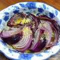 YCHキッチン's cooksnap of when they made 赤玉ねぎのチーズ焼き.