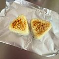 ❋ミルミルミル❋'s cooksnap of when they made 　残ったご飯と味噌とチーズ！焼きおにぎり.