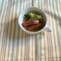 yesmama's cooksnap of when they made ソーセージと白菜の簡単コンソメスープ.