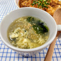 在宅勤務のおじさん's cooksnap of when they made ☆簡単☆ふわふわ卵とワカメの春雨スープ.