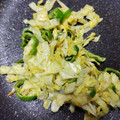 mi-ko☆'s cooksnap of when they made キャベツとピーマンのカレーマヨ和え.