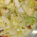 あゆたっくん's cooksnap of when they made 簡単★白菜とりんごのサラダ.
