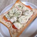 ponnko's cooksnap of when they made 朝食フレッシュトマトのツナマヨトースト☆.