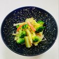 あっこ姉's cooksnap of when they made ブロッコリーとカニカマの胡麻和え.