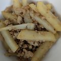 ひぃちゃんひー's cooksnap of when they made 豚挽肉と千切りじゃがいもの甘辛炒め＊.