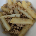 ひぃちゃんひー's cooksnap of when they made 豚挽肉と千切りじゃがいもの甘辛炒め＊.