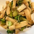 かとりーな♪'s cooksnap of when they made ブロッコリーとエリンギのガリバタ醤油.