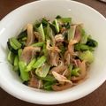 食いしん坊河童's cooksnap of when they made ミミガーと小松菜炒め.