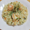 クッキングかぁ♡'s cooksnap of when they made 炊飯器で簡単♡エビピラフ♡.
