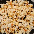 ヨシヨッシー's cooksnap of when they made ポップコーン バター醤油味.