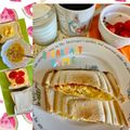 ★kokomama★'s cooksnap of when they made 卵とトマトとチーズのホットサンド.
