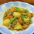 YCHキッチン's cooksnap of when they made ル・クルーゼ肉じゃが.