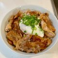 やまちょす☆'s cooksnap of when they made 豚焼肉丼 このタレは飯泥棒です！.