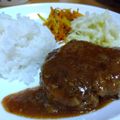 すうがん's cooksnap of when they made 万能味ソースで！チーズinハンバーグ.