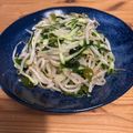 Soirate28's cooksnap of when they made 簡単にあと一品☆もやしと豆苗のナムル.