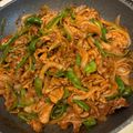 ゆるるの森's cooksnap of when they made スピード料理！豚コマ肉でポークチャップ丼.