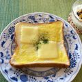 ビートルズ食堂's cooksnap of when they made 爺の🥢チーズトースト.