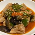 ☆ルーちゃ☆'s cooksnap of when they made 鶏むね肉なすピーマン甘辛コチュジャン炒め.