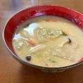 ∞ちぷ子∞'s cooksnap of when they made 魚臭くない！鮭の味噌粕汁.