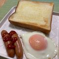 ビートルズ食堂's cooksnap of when they made 時短 簡単♬ 朝の目玉焼き.