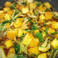賄いのおばちゃん's cooksnap of when they made 厚揚げと水菜の甘辛あん。.