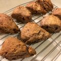 mihosue's cooksnap of when they made ＨＭと生クリームでお手軽スコーン.