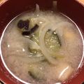 かずくん☆'s cooksnap of when they made ナスと玉ねぎの味噌汁.