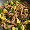 ame-ikuru's cooksnap of when they made 牛肉といんげんのふんわり卵炒め.