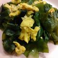 tsmitaka's cooksnap of when they made 塩蔵ワカメと卵の炒め物.