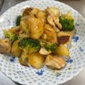 ミアンミアン's cooksnap of when they made ☆簡単じゃがいもと鶏モモ肉のカレー炒め☆.