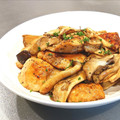 クックUR9L2V☆'s cooksnap of when they made 簡単比率◎秋鮭と舞茸のバター焼き.