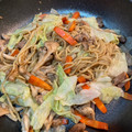 Beans◎GO☆'s cooksnap of when they made ウスターソースで簡単やきそば.