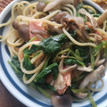 ふか谷's cooksnap of when they made 生鮭♡しめじとほうれん草の和風醤油パスタ.