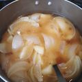 山の上の山's cooksnap of when they made じゃがいもとたまねぎのお味噌汁。.