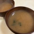 papikun's cooksnap of when they made 油揚げとわかめのお味噌汁.