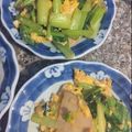 akilala's cooksnap of when they made 簡単一品♡小松菜とハムと卵の炒め物.