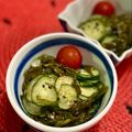 マルんちの丸顔's cooksnap of when they made ♪薄切りきゅうりとめかぶのトロトロ♪.