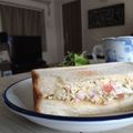 まみお✳'s cooksnap of when they made 【楽めし】カニカマツナバーガー（サンド）.