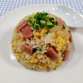 在宅勤務のおじさん's cooksnap of when they made スパム炒飯♪.