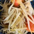 手抜きクック's cooksnap of when they made 麺つゆ+ナンプラーで♪もやしとトマト炒め.
