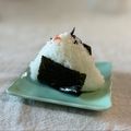 かっちゃん杉's cooksnap of when they made 鮭と塩昆布（昆布の佃煮）の二刀流おにぎり.