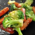 ひんべえ's cooksnap of when they made ブロッコリーとポークビッツ炒め.