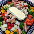 MIZU14's cooksnap of when they made 簡単♪ホットプレートdeチーズフォンデュ.