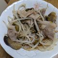 ﾍﾞﾋﾞよしﾏﾏ's cooksnap of when they made レンジ豚バラナスもやし☆サラダ☆昼食簡単.