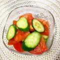emiiem's cooksnap of when they made きゅうりトマトサラダ.