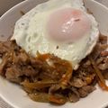 よちままキッチン☆！'s cooksnap of when they made ✿豚ｺﾞﾎﾞｳのｶﾞｯﾂﾘ!!旨ｳﾏ丼✿.