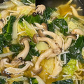 joong's cooksnap of when they made ダイエットに！　キノコと白菜のスープ♪.