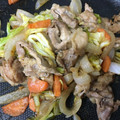 クックZP7L8W☆'s cooksnap of when they made 豚肉と玉ねぎのオイマヨ炒め.
