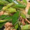 ぴあのちゃん95's cooksnap of when they made 弁当に◎簡単♪豚バラと葱のオイスター炒め.