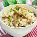 岡山県料理サークルちゃお〜's cooksnap of when they made 炊飯器で簡単に茸おこわ.